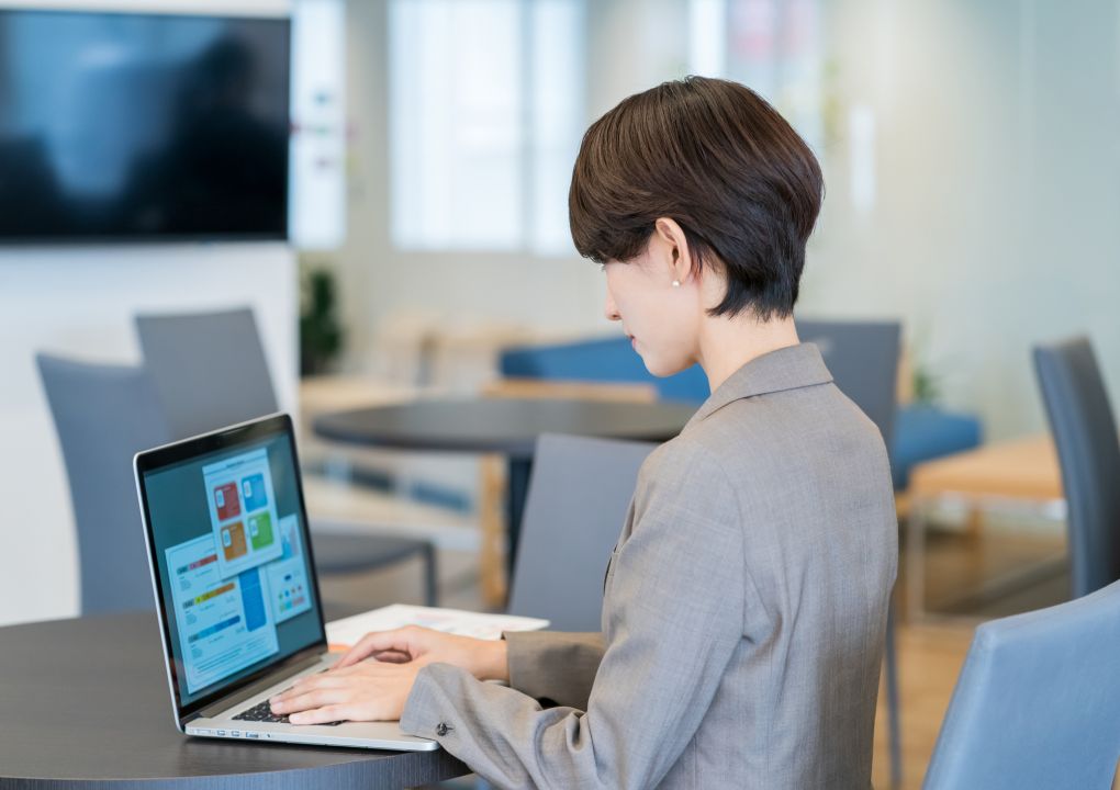携帯ショップへの常駐及び加入問合せのフォロー営業 | 株式会社 リミックス(愛知県)の求人