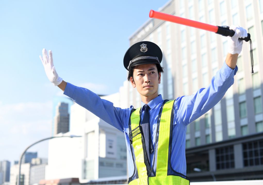 警備・交通誘導スタッフ/未経験OK/日給保障あり/週1~OK | 一般社団法人三伸警備(愛知県)の求人